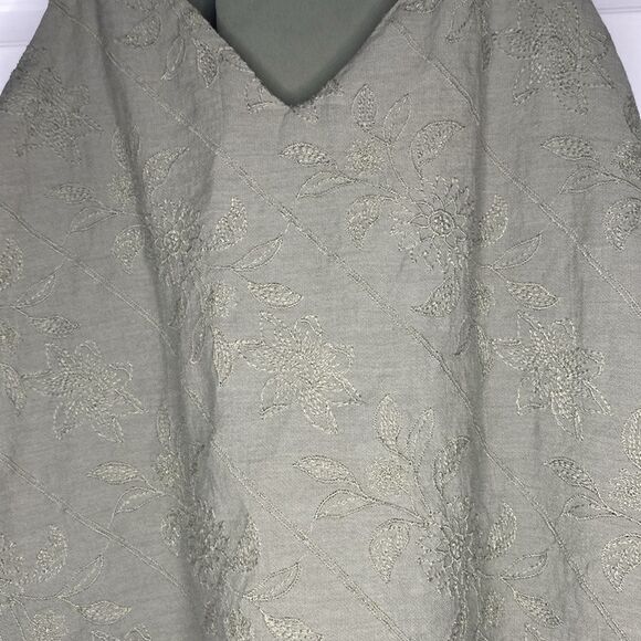 Bundle (2) Green Dainty Tanks Camisoles Size XS - Picture 13 of 16